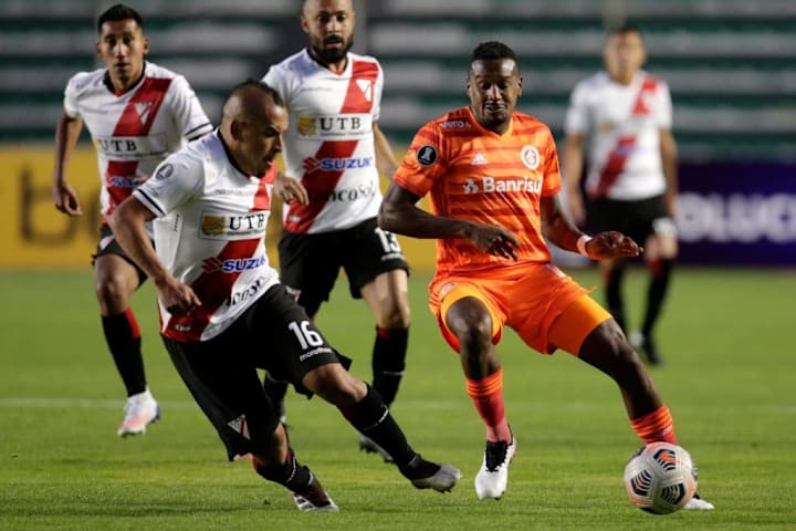 Libertadores Internacional Táchira Taison Migel Ramírez