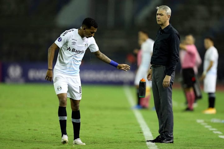 Grêmio Tiago Nunes Reforço Mercado Giuliano