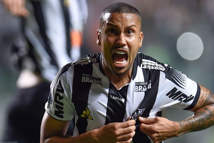 Jair se machucou durante os treinos há pouco menos de um mês.