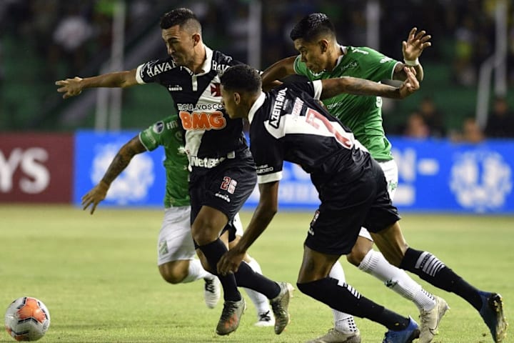 Raul faz parte dos planos do Vasco para o restante da temporada.