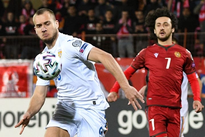 FBL-WC-2022-EUR-QUALIFERS-ARM-ROU
