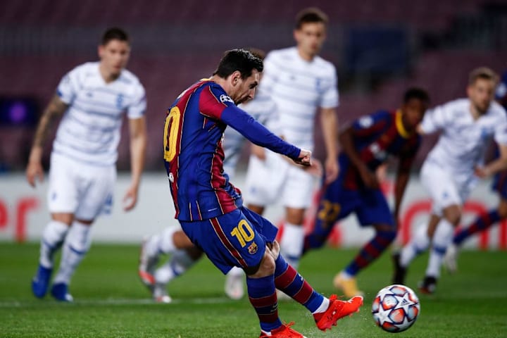Penalti Lionel Messi