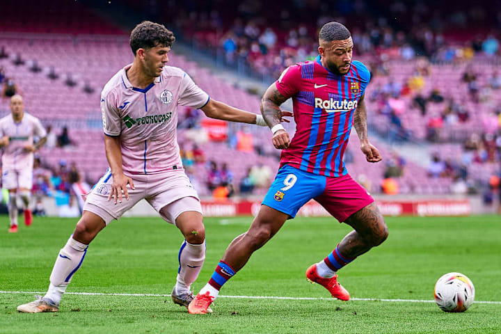 Memphis Depay, Carles Alena