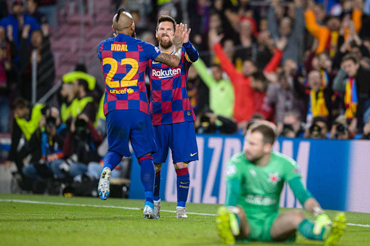 FC Barcelona v Slavia Praha: Group F - UEFA Champions League