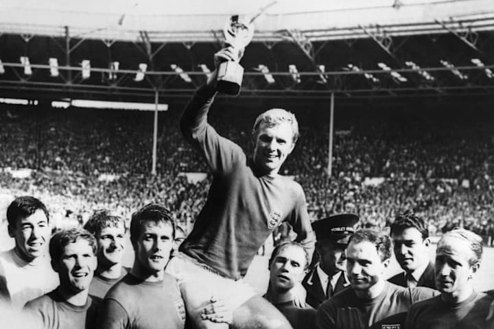 FOOTBALL-WORLD CUP-1966-ENGLAND-MOORE-CUP