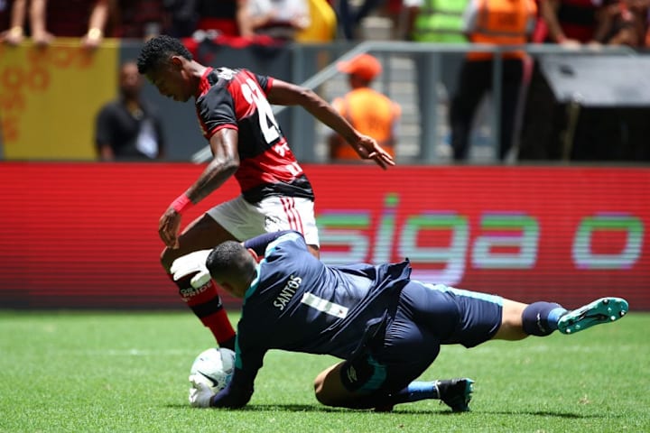 Flamengo v Athletico PR - Supercopa do Brasil