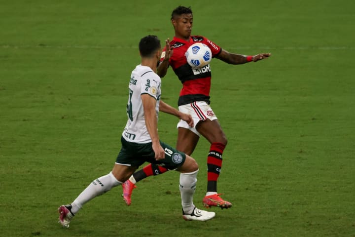 Bruno Henrique, Luan
