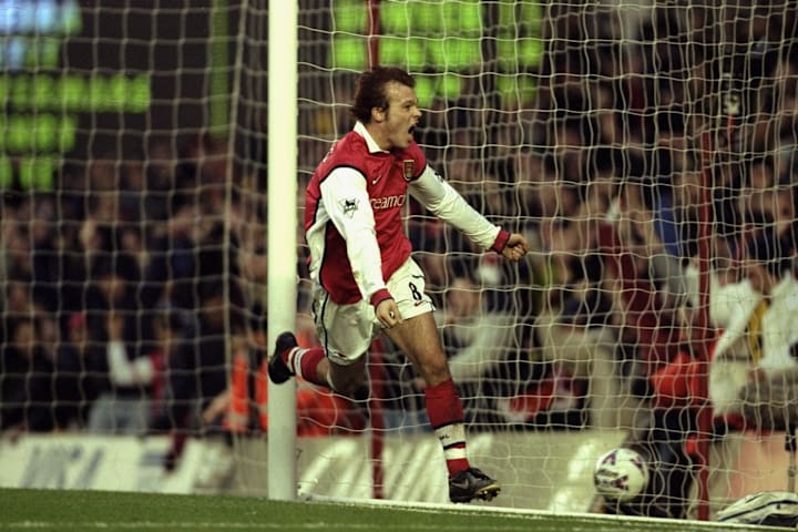 Fredrik Ljungberg of Arsenal