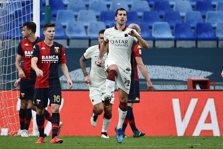 L'esultanza di Mkhitaryan