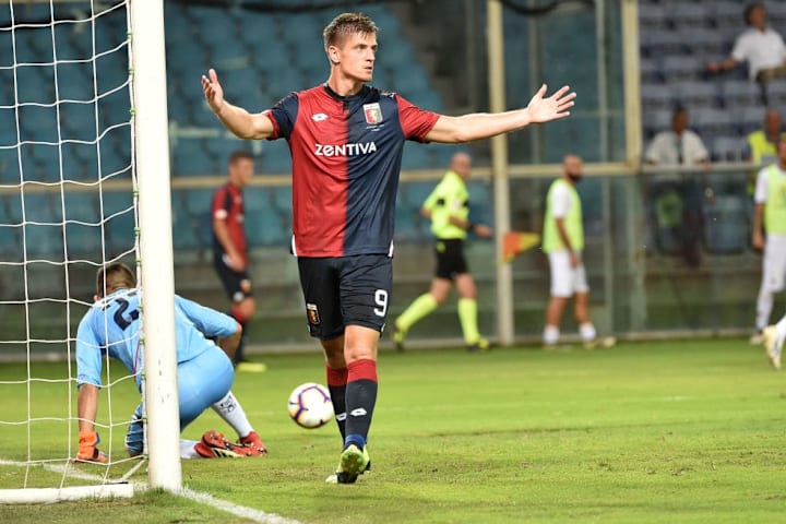 Piatek il giorno del poker all'esordio italiano