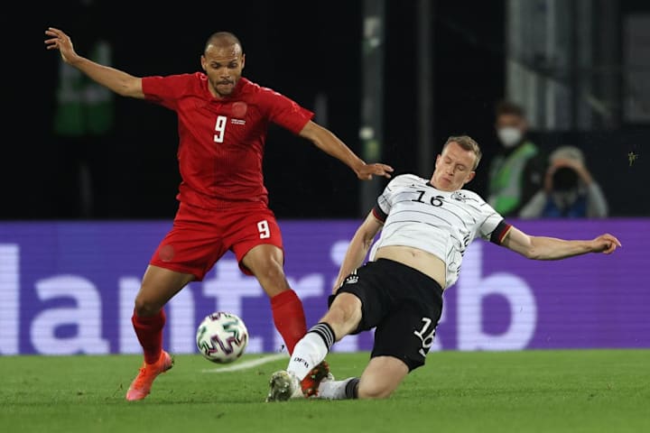 Martin Braithwaite, Lukas Klostermann