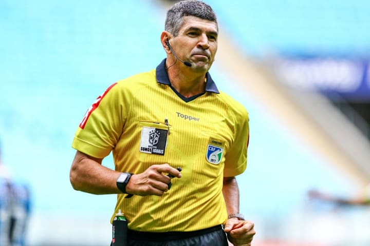 Marcelo do Lima Henrique Futebol CBF mão na Bola