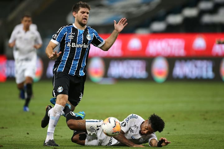 Marinho Walter Kannemann Grêmio Libertadores Independiente del Valle
