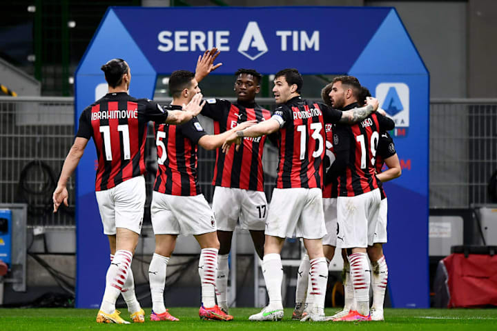 Zlatan Ibrahimovic, Diogo Dalot, Rafael Leao, Alessio Romagnoli, Theo Hernandez, Hakan Calhanoglu