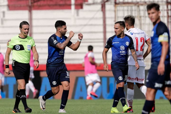 Huracan v Talleres - Copa de la Superliga