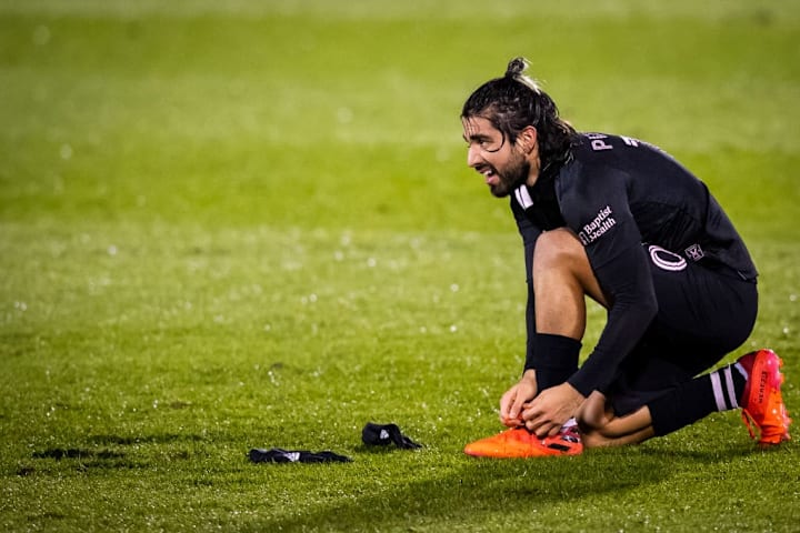 Rodolfo Pizarro en un partido del Inter de Miami.