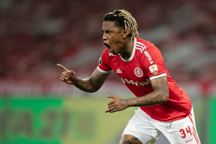 Vitória pode recolocar Inter na liderança do Brasileirão
