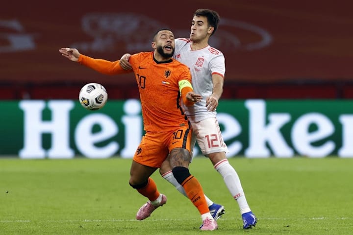 Depay y Eric García