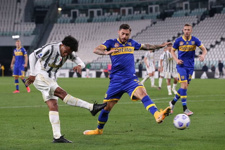 Giuseppe Pezzella, Juan Cuadrado