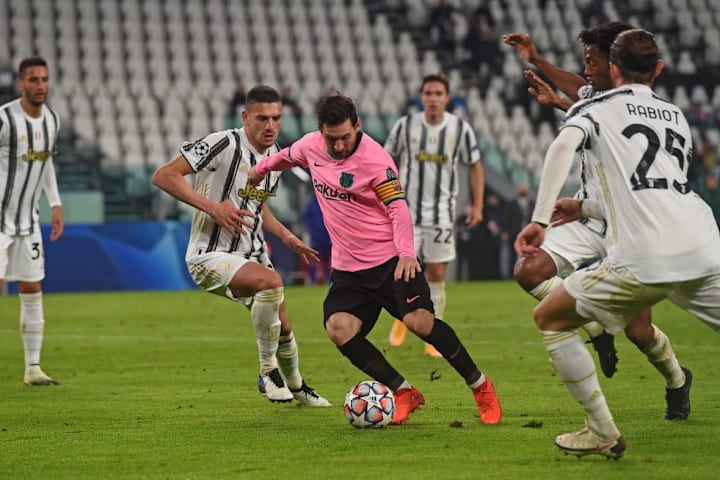 Juventus v FC Barcelona: Group G - UEFA Champions League