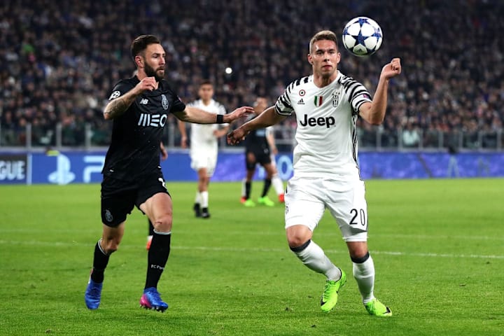 Juventus v FC Porto 