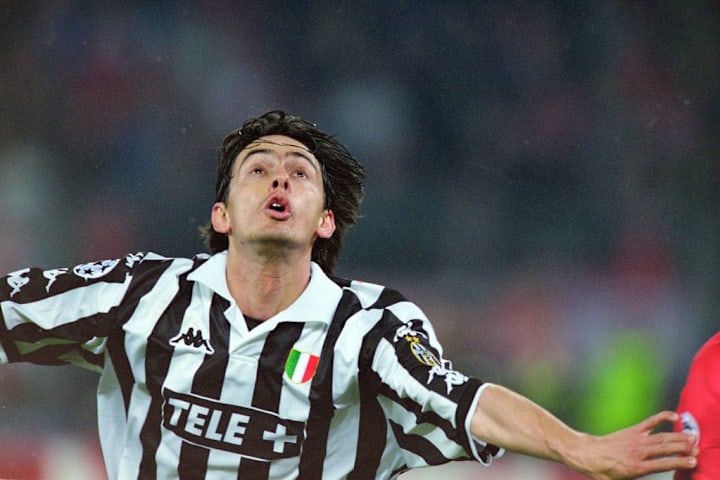 Juventus v Manchester United - UEFA Champions League Semi Final 2nd Leg