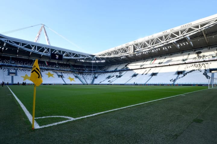 Juventus v Olympique Lyon - UEFA Champions League Round of 16: Second Leg
