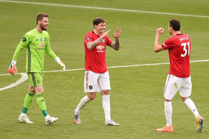 Man Utd beat Leicester on the final day to seal third place