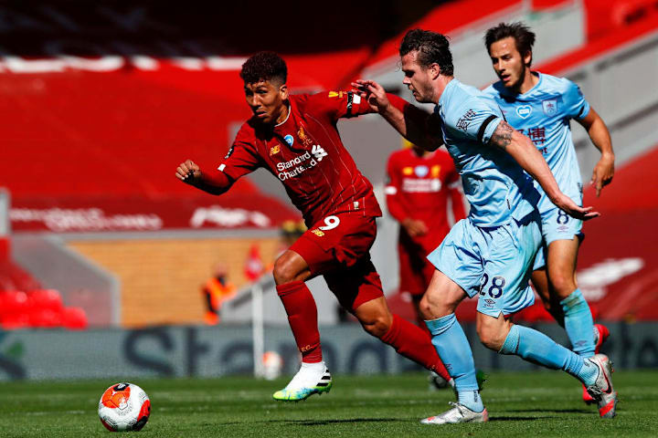 Liverpool FC v Burnley FC - Premier League