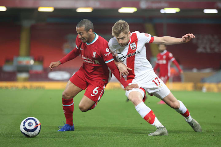 Thiago, Stuart Armstrong