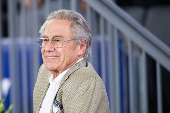 Pendiri dan pemilik Los Angeles Galaxy serta pendiri MLS, Philip Anschutz
