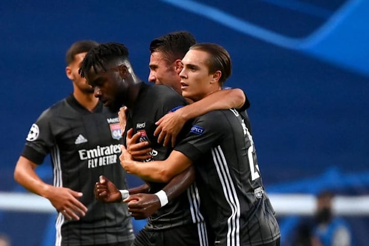 El Olympique de Lyon dio la sorpresa más grande al eliminar al Manchester City en cuartos de final