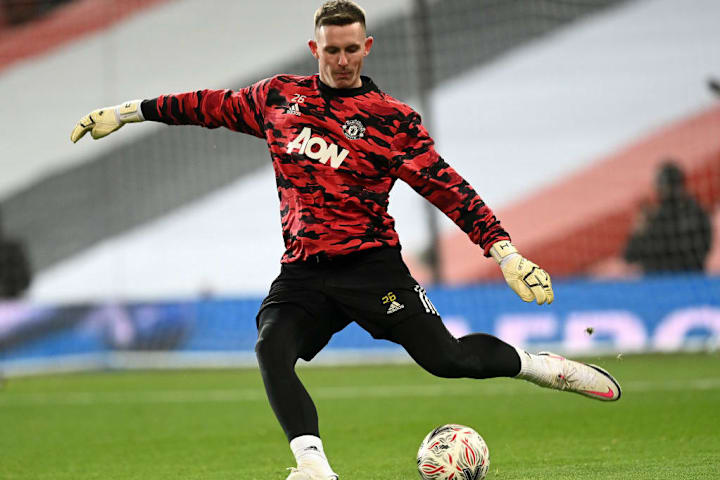 Kiper Manchester United, Dean Henderson