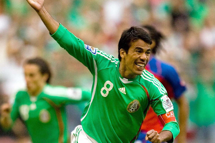 Mexico's Pavel Pardo celebrates his goal