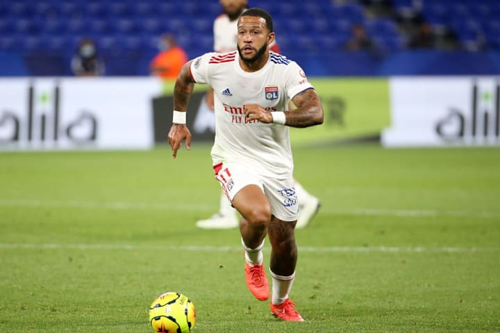 Depay podrá estar en el partido de vuelta tras perderse la ida por una lesión