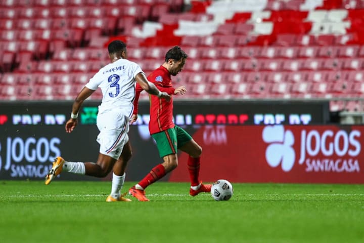 Francia comenzará a defender su corona
