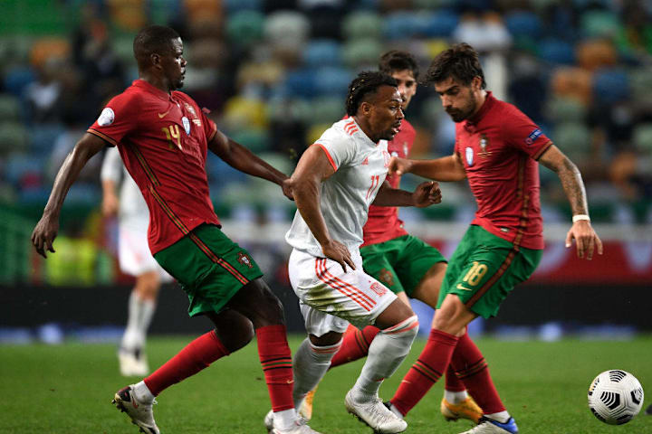 Adama Traoré debutó con España