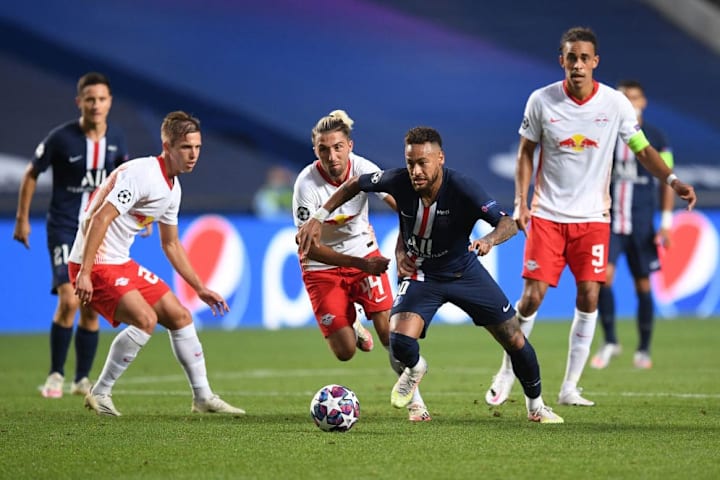 Neymar weaves through an army of RB Leipzig players
