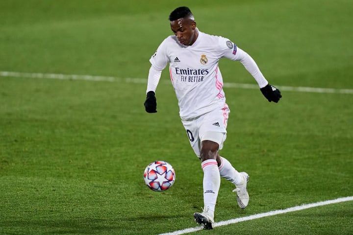 Real Madrid v Borussia Moenchengladbach: Group B - UEFA Champions League