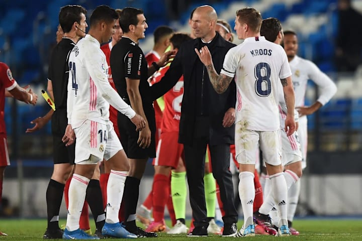 Zinedine Zidane, Juan Martinez Munuera