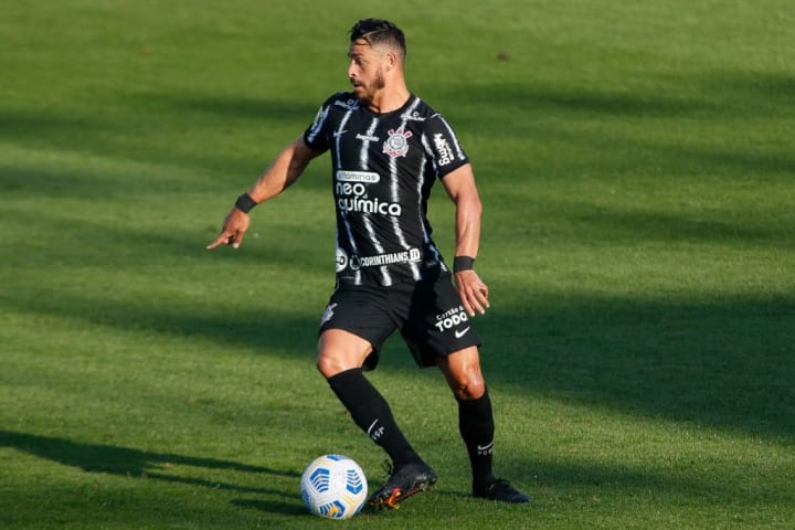 Giuliano Corinthians Escalação Sylvinho Reforços