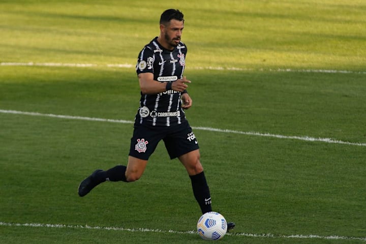 Giuliano Corinthians Athletico-PR Brasileirão 