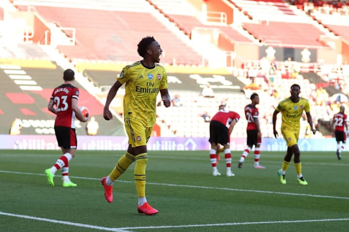 Willock scores his first career league goal