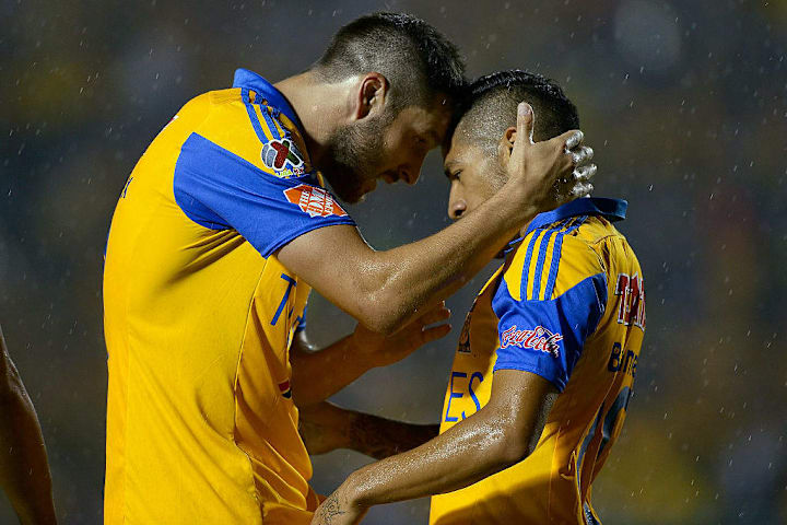 Javier Aquino, Andre Gignac