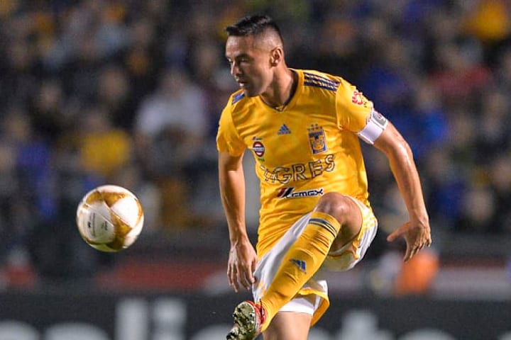 El jugador Juninho.
