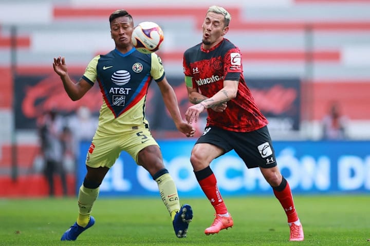 Pedro Aquino, Rubens Sambueza