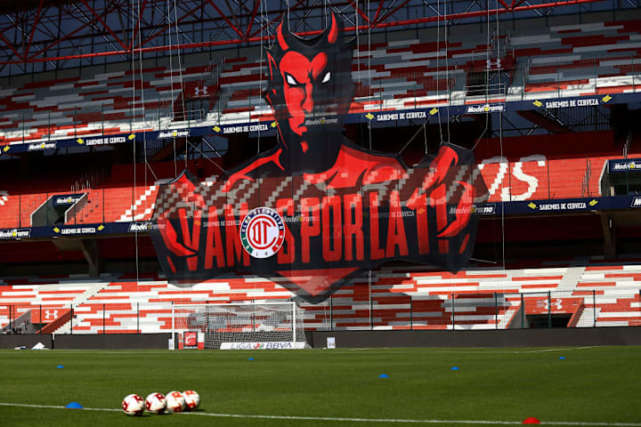 Estadio Nemesio Díez previo a un partido del Toluca.