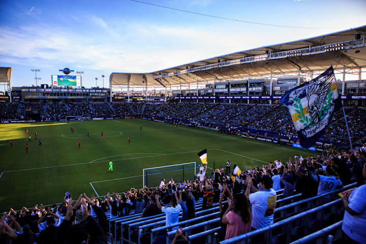 Los Angeles Galaxy, Toronto FC