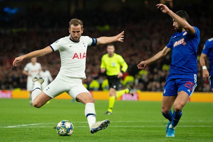 Kane face à l'Olympiakos, le 26 novembre 2019 