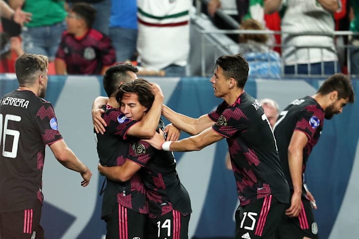 Diego Lainez